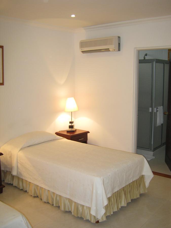 ויז'אוויסנסיו Hotel Sol Dorado מראה חיצוני תמונה