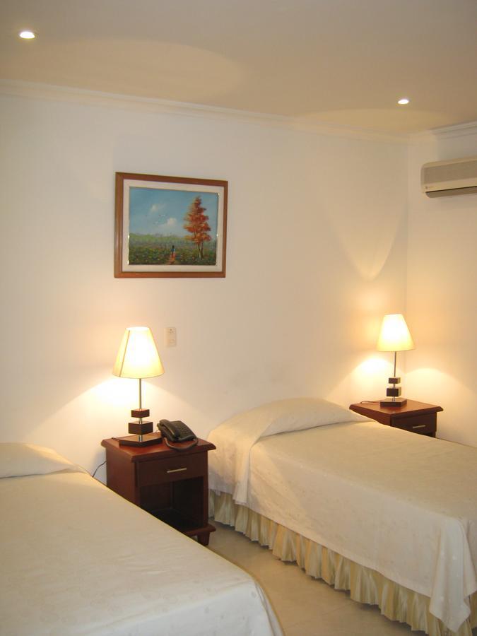 ויז'אוויסנסיו Hotel Sol Dorado מראה חיצוני תמונה