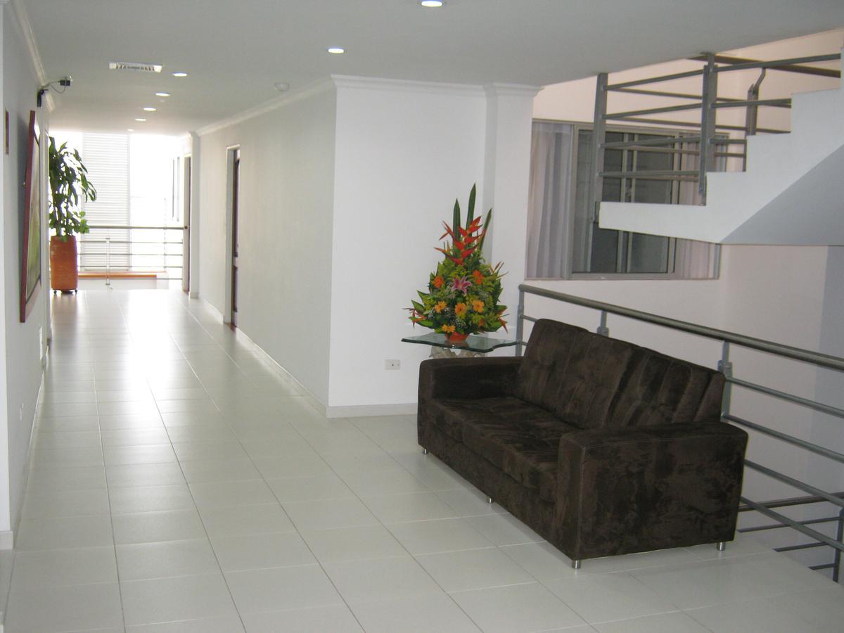 ויז'אוויסנסיו Hotel Sol Dorado מראה חיצוני תמונה