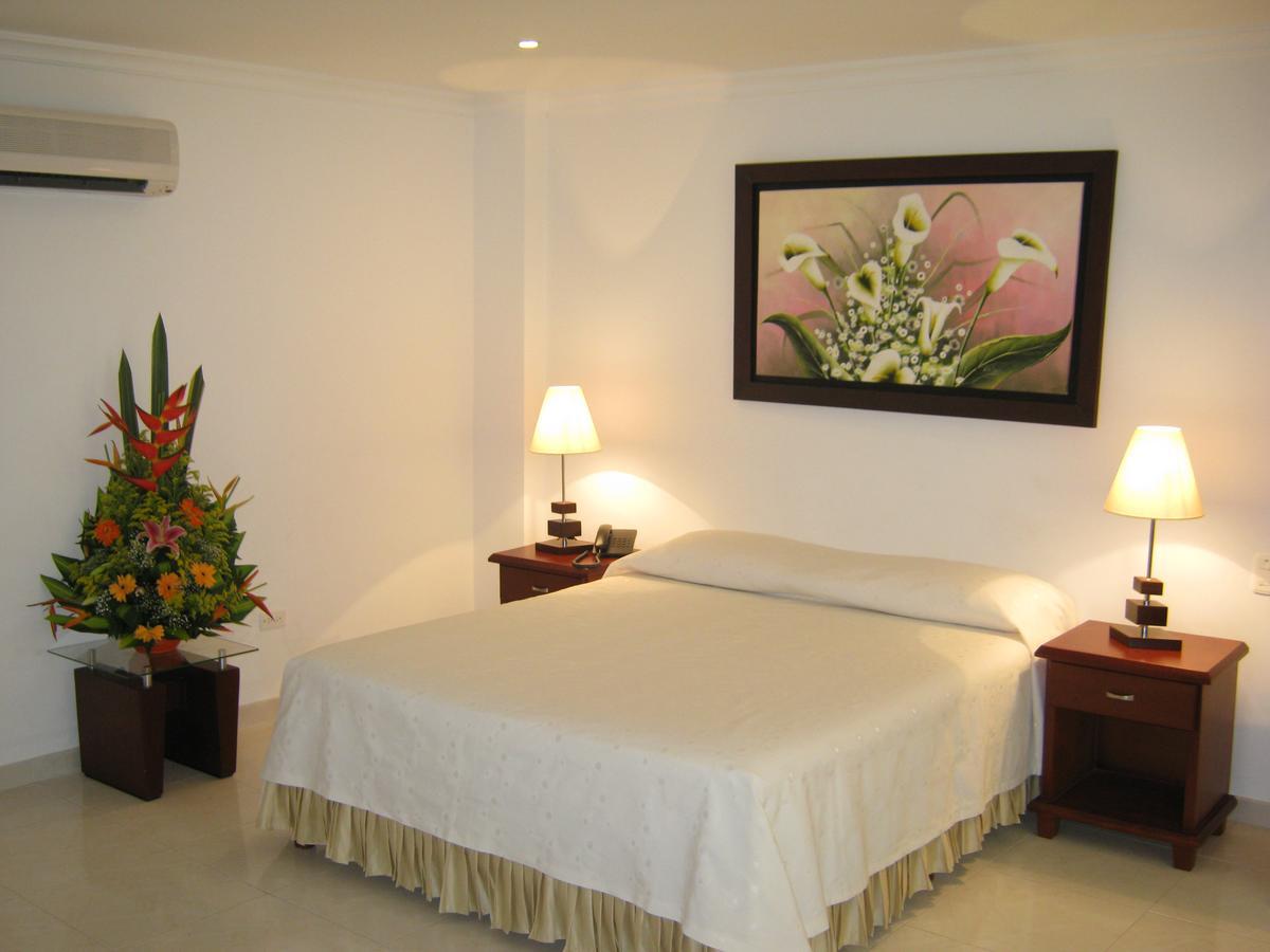 ויז'אוויסנסיו Hotel Sol Dorado מראה חיצוני תמונה
